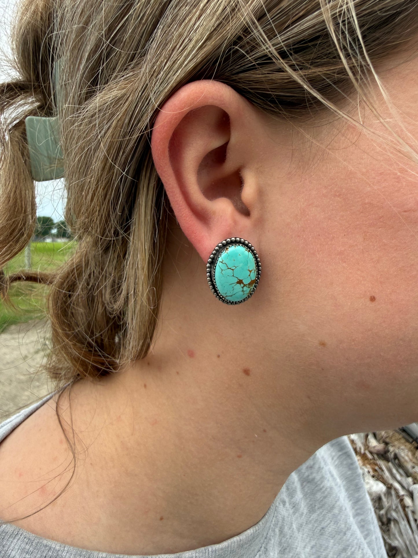 #8 Turquoise Studs